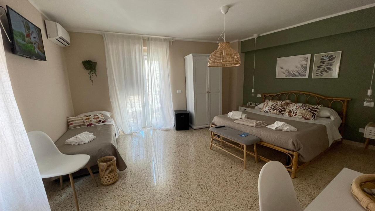 Santa Lucia Affittacamere Ламеция-Терме Экстерьер фото